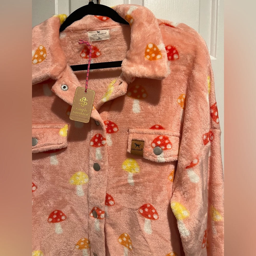 NWT Mushroom Print, Snap Front, SOFT & Fuzzy Jacket - Peach Color Background - Picture 1 of 10